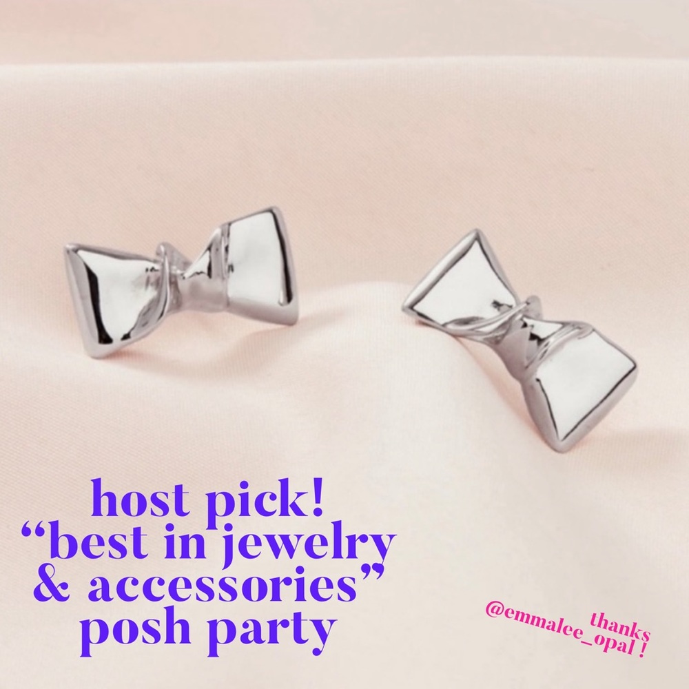 Stella & Dot Silver Bow Studs